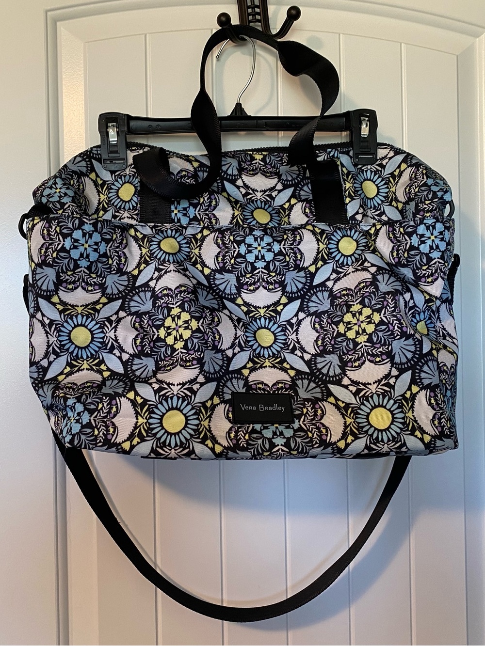 Vera Bradley Blue & Cream Geometric Floral Travel Tote